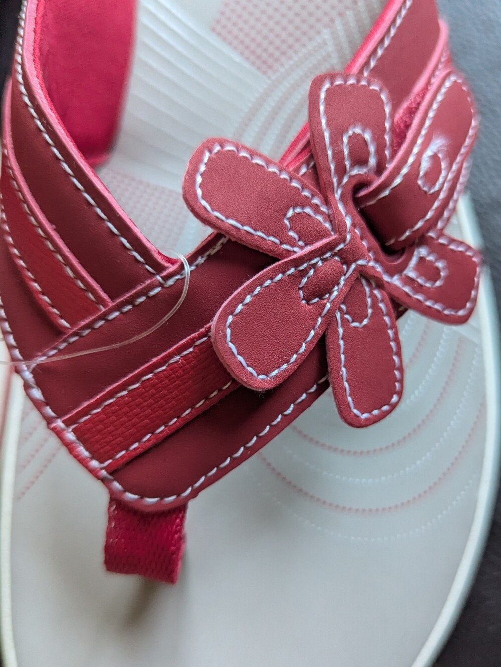 NEW Clarks Brinkley Red Floral Cloudsteppers Sandals - Sz 11 - Picture 5 of 6